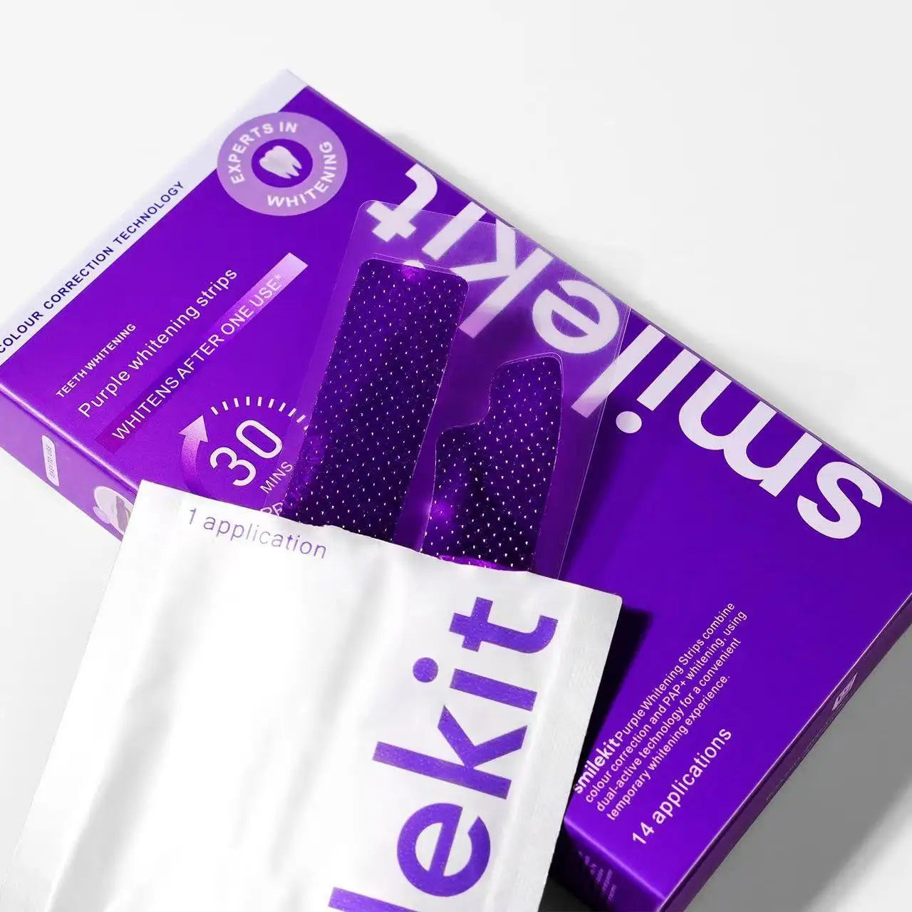 Bandes blanchissantes violettes pour les dents